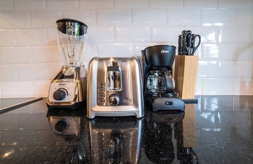 Cali Apartment | E302 - Luxurious Top Floor Apartment with Terrace