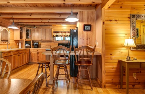 Arnot House | Eagle Bend Lodge-center of Pine Creek Rail Trail