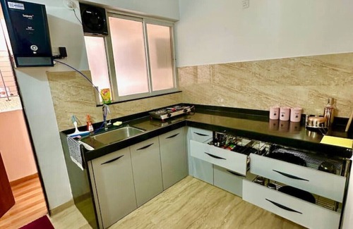 Paud Apartment | Eagle's Nest: Beautiful 2 BHK AC flat Baner, Pune