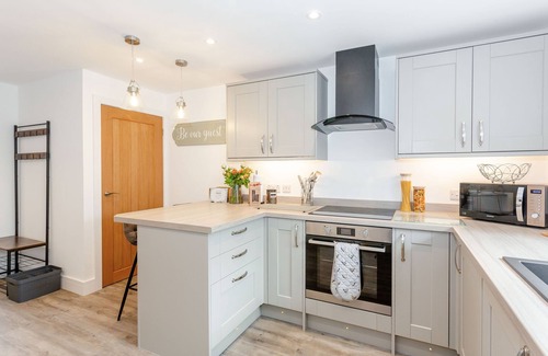 Cowling Cottage | EAMES COTTAGE, pet friendly, with open fire in Cowling
