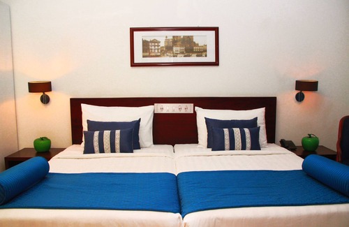 Pasikuda Hotel | Earl’s Red Passikudah