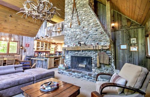 East Burke House | East Burke House with Deck Less Than 3 Mi to Kingdom Trails!