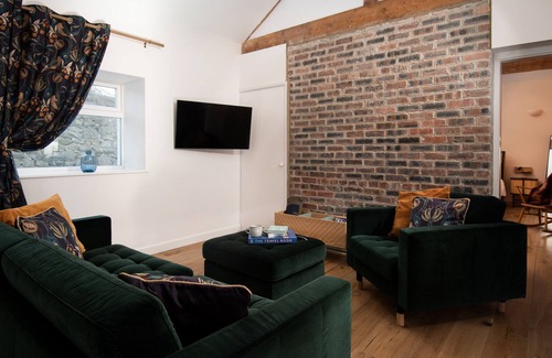 Belford Cottage | East Lodge, Home Farm - holiday home that sleeps 5 guests in 2 bedrooms
