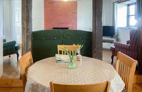 Westbrook Court House | Easterley - Uk31585