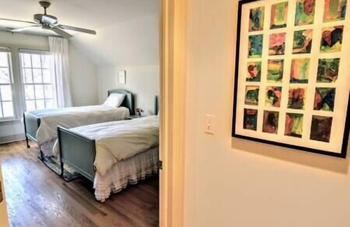 Easton House | Easton / St. Michaels Retreat