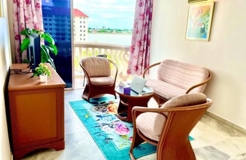 Taman Tanjung Apartment | Easy GatewayGloryBeachResort Free parking