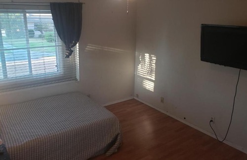Hacienda Heights House | Easy stay