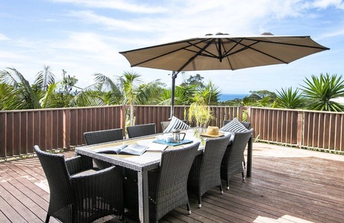 Killcare House | Easy walk to Bouddi NP, beach and village