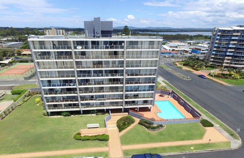Forster Apartment | Ebbtide 2 - On Main Beach!