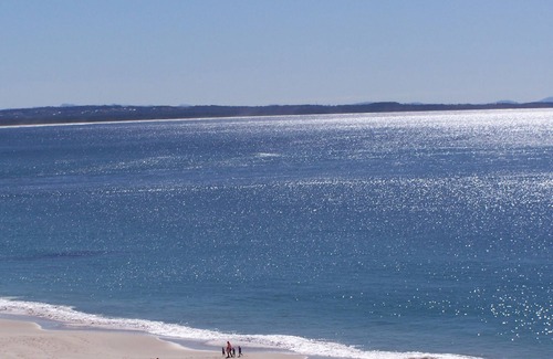 Forster Apartment | Ebbtide 26 - Opposite Forster Main Beach