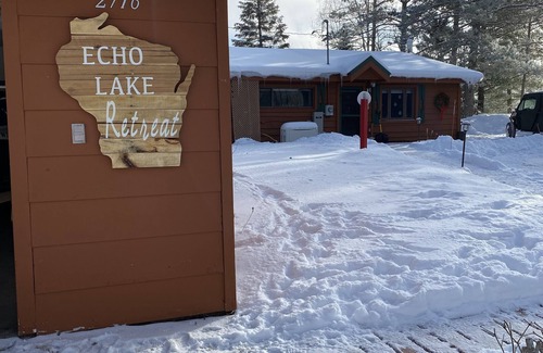 Mercer House | Echo Lake Retreat Relax & Play in the great northwoods! Pier, Utv, Snowmobile.