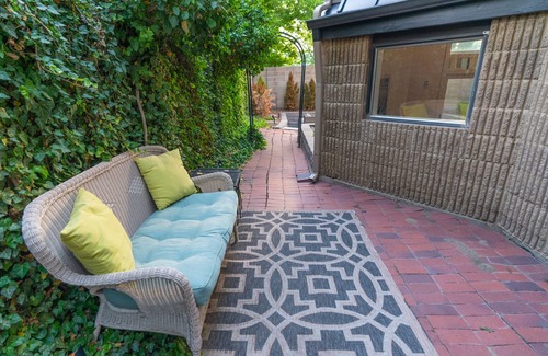 Alamo Placita House | Eclectic and Artsy Getaway in the Heart of Denver View calendar