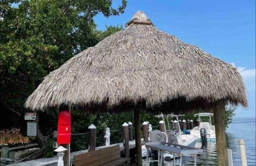 Islamorada Apartment | Eclectic Easeful Stay!