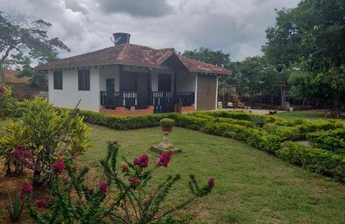 San Gil House | Eco - Hotel San Miguel Barichara Campestre - Arte y café