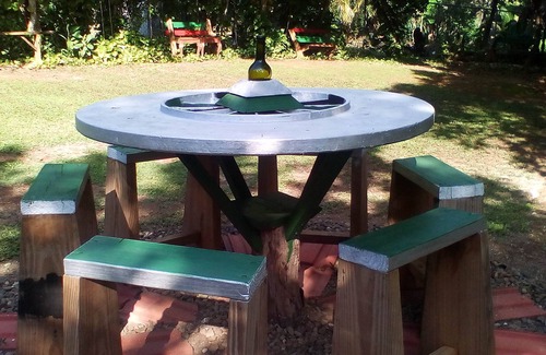 Port Antonio House | Eco-Rustic Museum House & Art Stage between two beaches