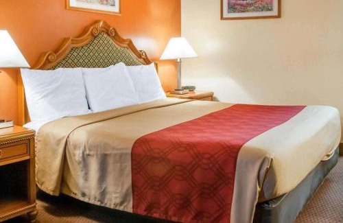 Hobbs Cabin | Econo Lodge Hobbs