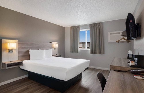 Scottsbluff Hotel | Econo Lodge Scottsbluff