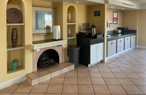 Kalamazoo Cabin | Econo Lodge