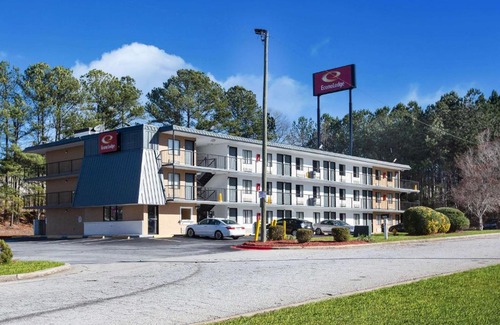 Lithonia Cabin | Econo Lodge