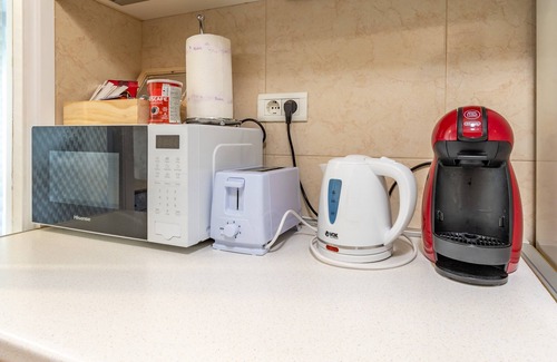 Novi Beograd Apartment | Eden: 1-bedroom apartment in New Belgrade -fast wifi and dedicated working space