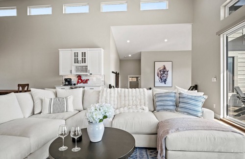 Eden House | Eden Overlook B10 | Ski Retreat | Hot Tub & Views