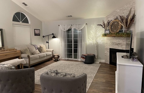 Quail Ridge House | Eden Retreat - Rest & Relax with a soothing spa! 3King, 1Queen & 1 Airbed
