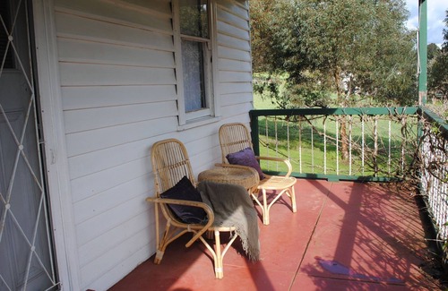 Bickley Cottage | Edenside Cottage - located at Perth Hills