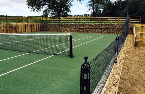 Walsingham Cottage | Edgar Farmhouse - sleeps 20 guests in 8 bedrooms