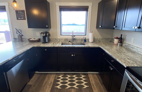 Polson Condo | Edgewater #5 Grizzly