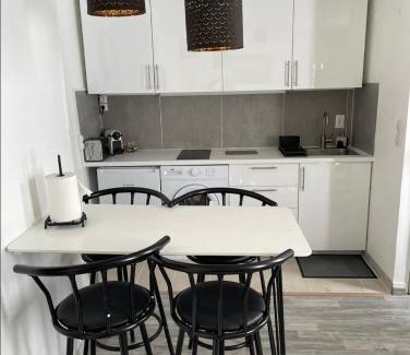 Quartier de Javel Apartment | Eiffel Tour - Cosy Parisien