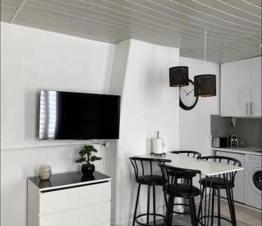 Quartier de Javel Apartment | Eiffel Tour - Cosy Parisien