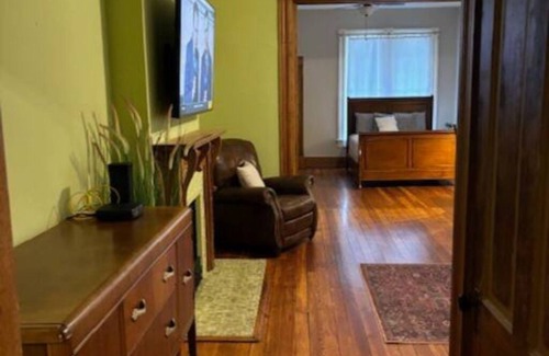 Chillicothe Apartment | Eighty Six