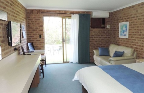 Eildon House | Eildon Parkview Motor Inn. Room 7