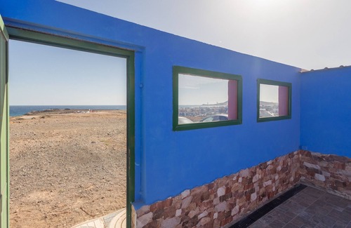 Ingenio Apartment | El Burrero Beach with terrace and private solarium