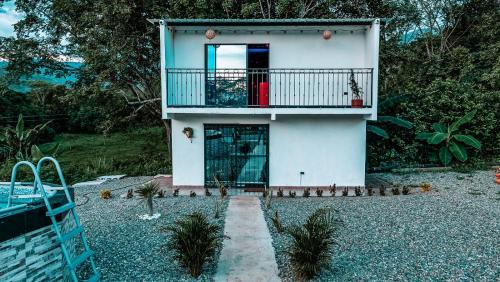 Otrabanda House | El edén en sopetran con cuarto del amor