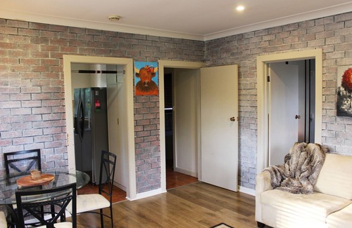 Ironbank House | El Kadera - Cosy Flat in the Adelaide Hills