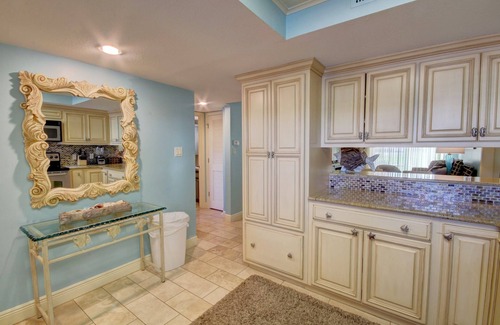 Fort Walton Beach Condo | El Matador 111 - FREE TICKETS! Your stay includes free tickets to many area attractions!