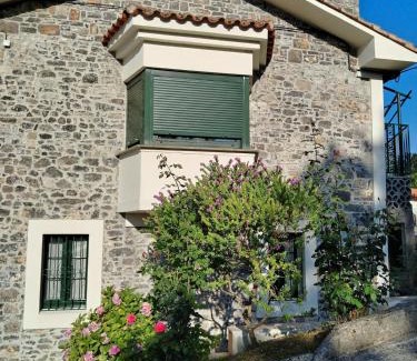 Tornon House | El Paraje de la Fuente