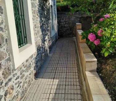 Tornon House | El Paraje de la Fuente