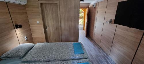 Sturovo Apartment | EL PASO chata C1 - C8 v areáli kúpaliska