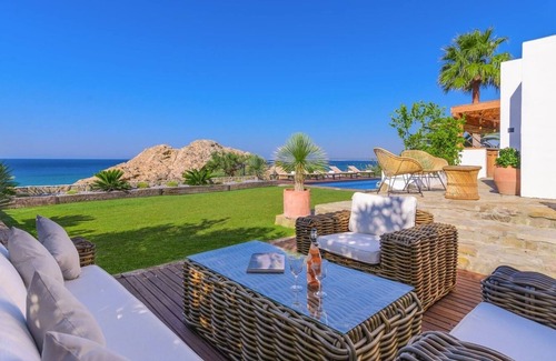 Atlanterra Villa | El Peñón Zahara de los Atunes by Ruralidays