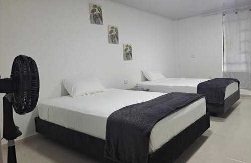 Lejanias Apartment | El Prado Hostal