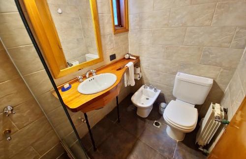 Puerto Manzano House | El Remanso - Arrayan Cabin, Bahía Manzano