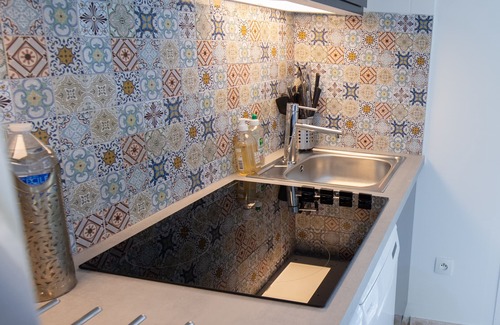 L'Isle-sur-la-Sorgue Cottage | EL SAMA-IN HEATED SWIMMING POOL
