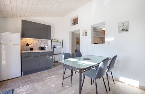 L'Isle-sur-la-Sorgue Cottage | EL SAMA-IN HEATED SWIMMING POOL