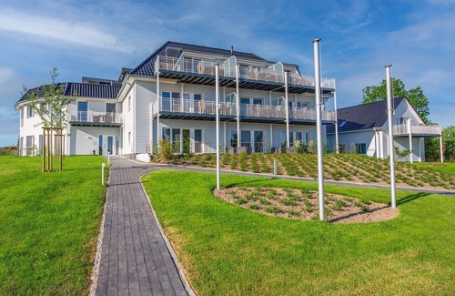Krautsand Apartment | Elbe view apartment D2 R3 - south-facing terrace - Ferien auf Krautsand GmbH
