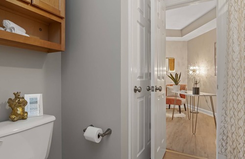 Third Ward Apartment | Electric Avenue in The Queen City