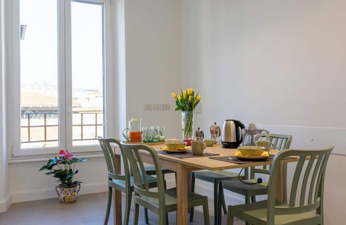 Rione XIV Borgo Apartment | Elegance and Luxury in the Heart of Rome