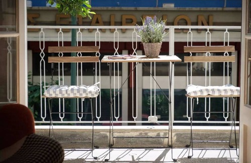 Omonia Apartment | Elegant 2-BD Apt in the Center of Athens