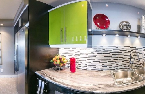 Jasper Place Condo | Elegant 2-bedroom condo with in-suite laundry